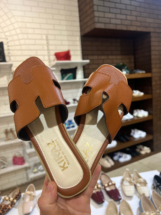Slipper Buy 2 for only 25$ Discount price applied at checkout