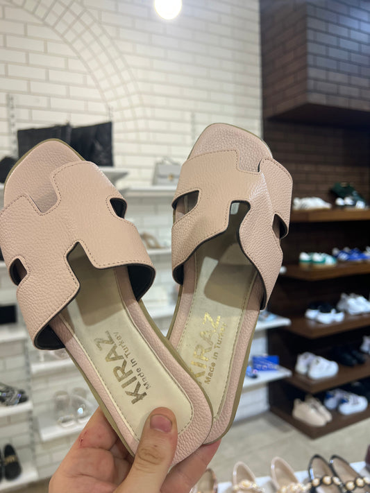 Slipper Buy 2 for only 25$ Discount price applied at checkout
